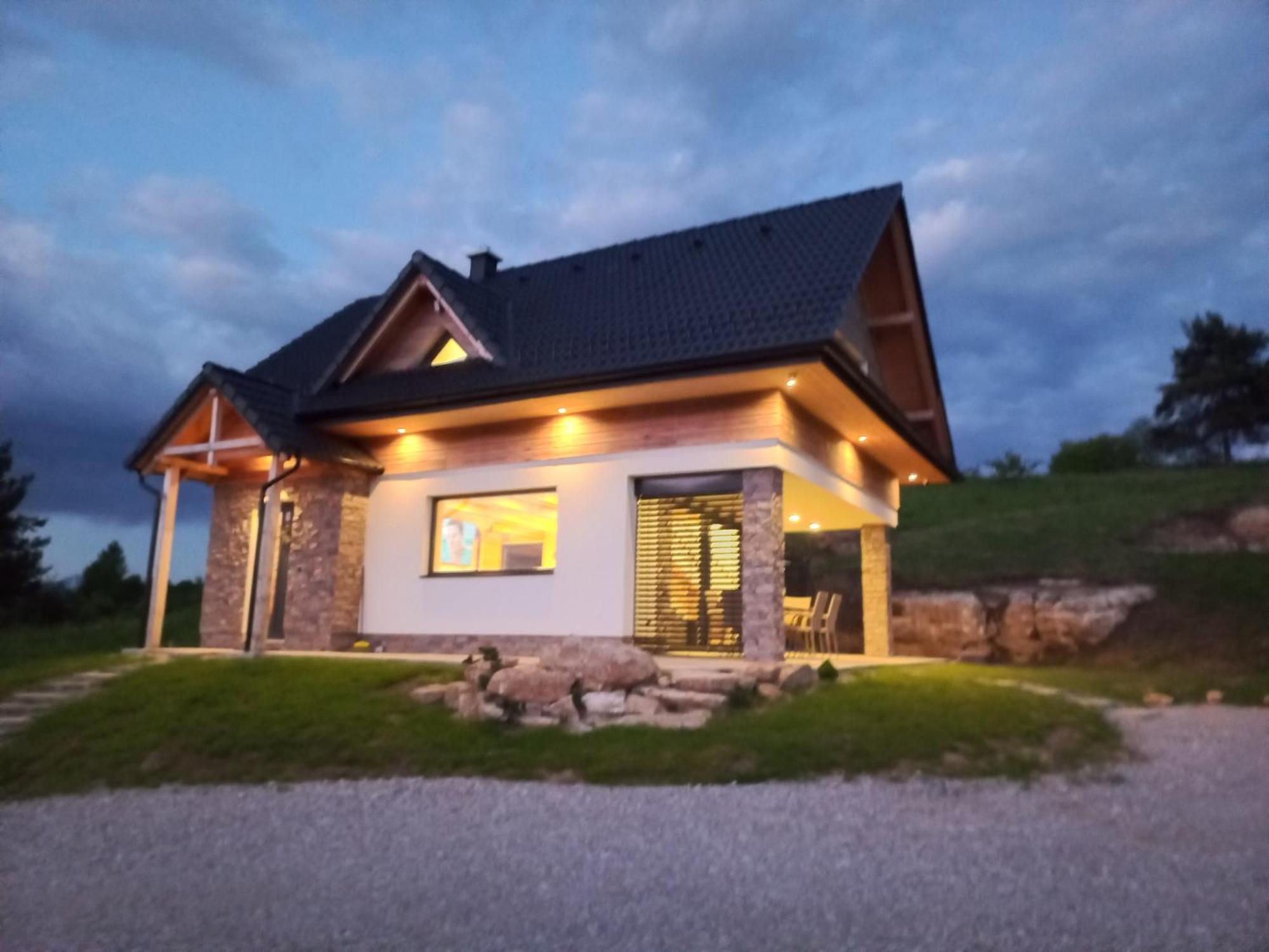 Chata Elegant Bešeňová Buitenkant foto